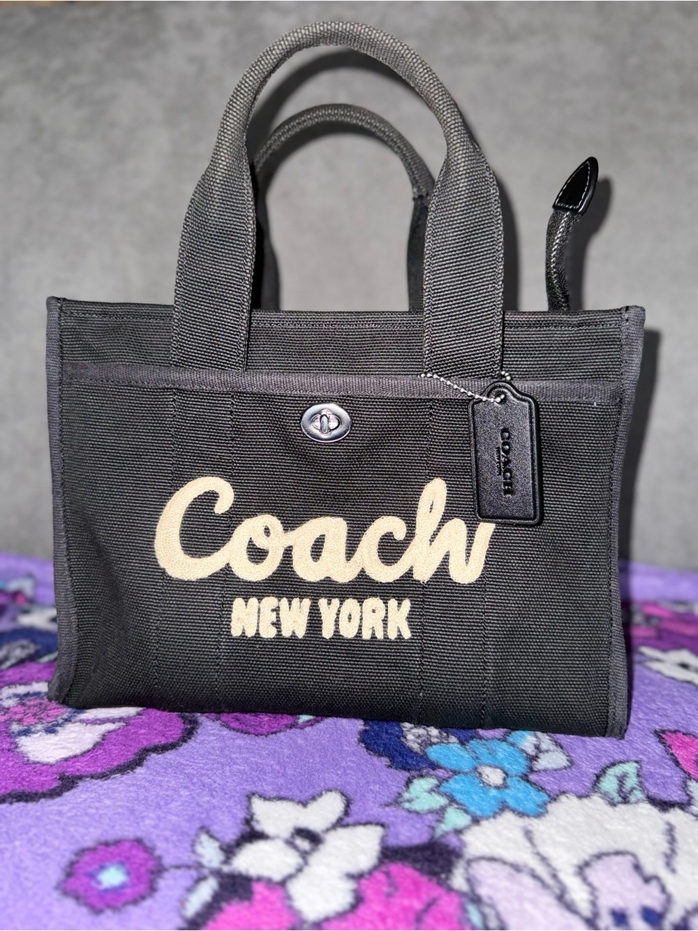 Coach Cargo Tote 20 - Picture 3 of 11